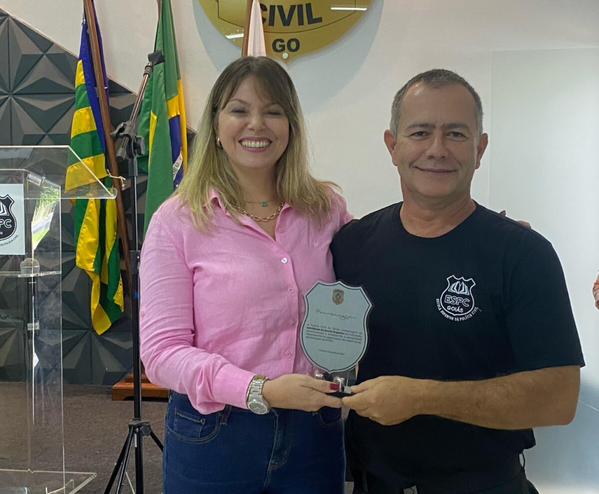 Direção da PCGO realiza reunião com regionais e especializadas