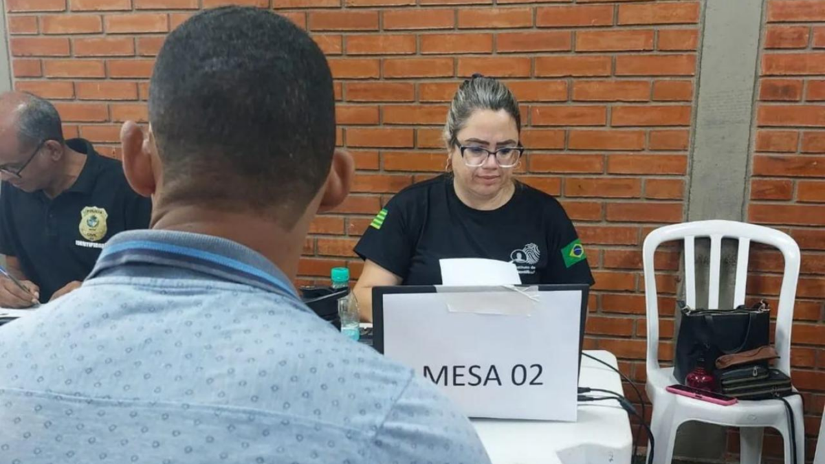 PCGO realiza atendimentos em ação social, em Porangatu