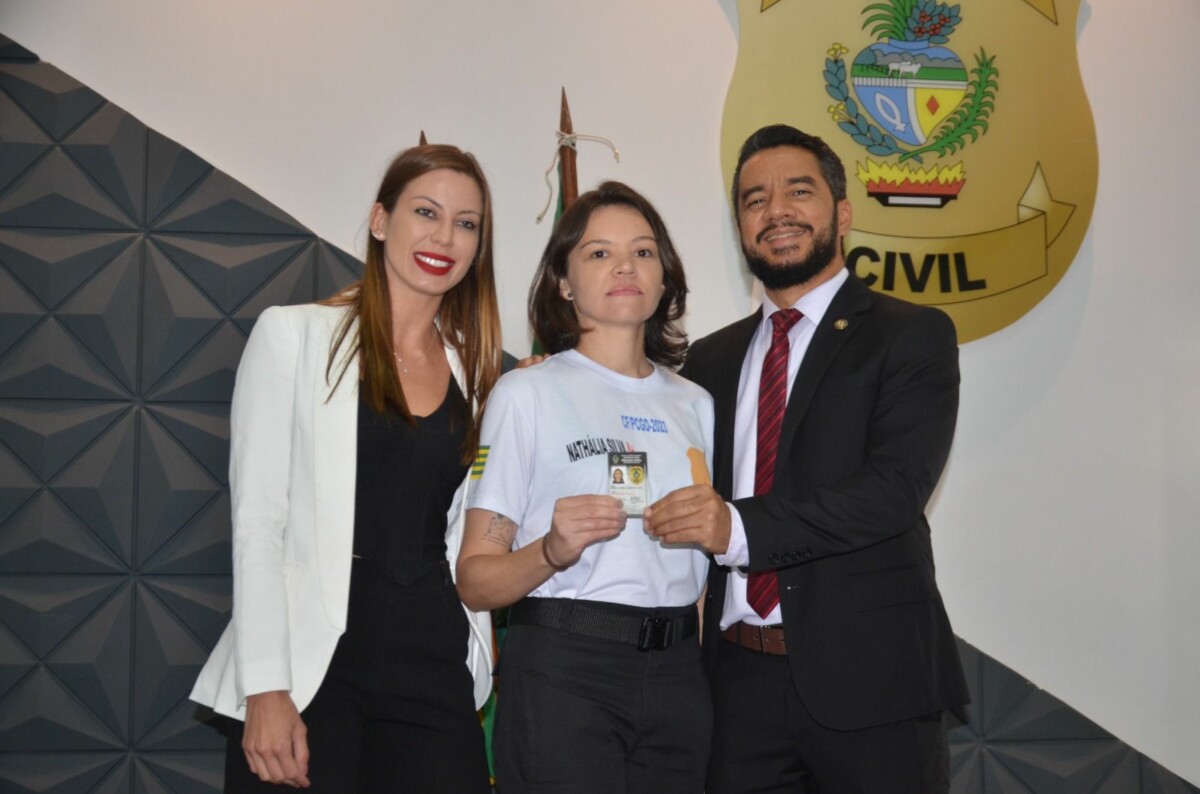 Direção da PCGO entrega kit operacional aos novos policiais