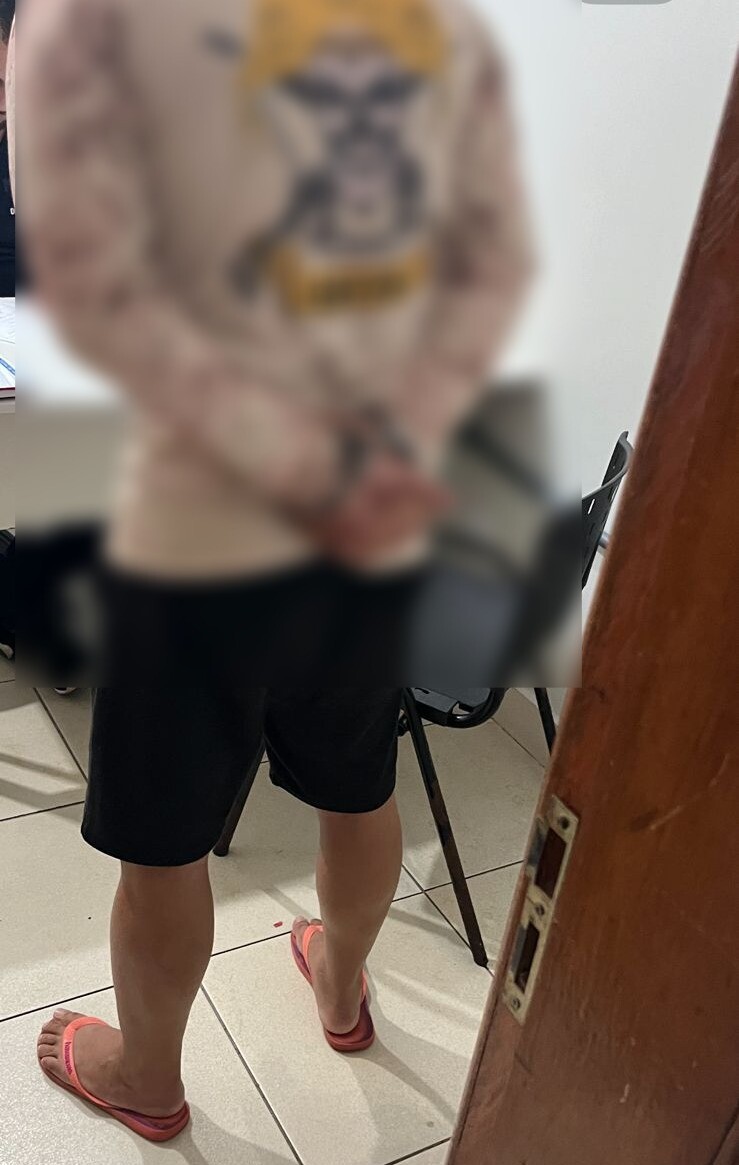 Homem é preso por dirigir bêbado e fugir de local de acidente, em Crixás