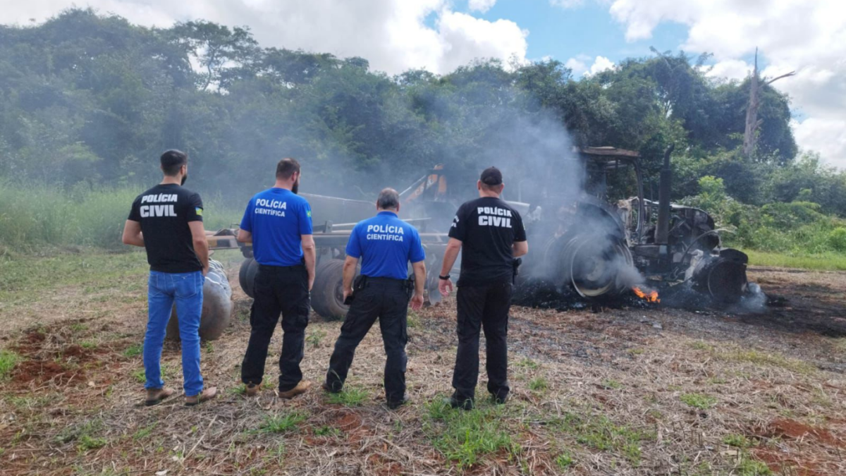 PCGO apura incêndio em máquinas agrícolas avaliadas em mais de R$ 2 milhões