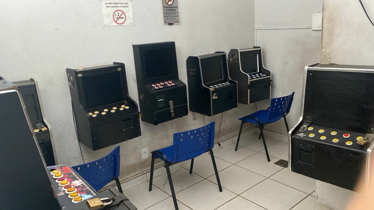 Polícia Civil desarticula duas casas de exploração de jogos de azar em Goiânia