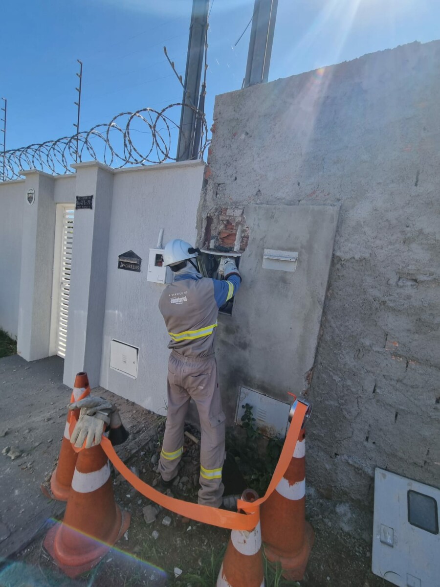 Dono de rede de padarias é preso em flagrante por furtar energia, em Goiânia
