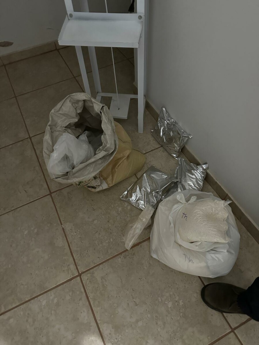 Operação Sanctus Ager, fase 3, fecha laboratório clandestino e prende investigado em Catalão