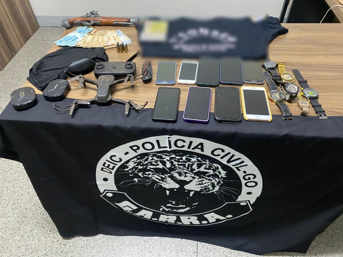 PCGO prende investigados que se passaram por policiais e roubaram residência