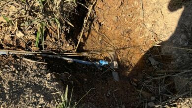 Homem é preso por desviar tubulação de águ