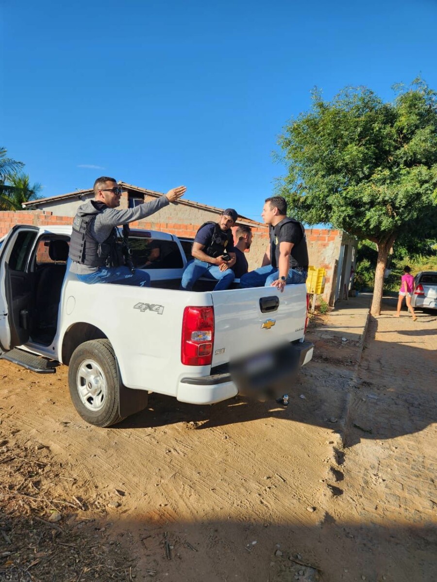 Polícia Civil prende, na Bahia, foragido por crimes contra comerciantes goianos