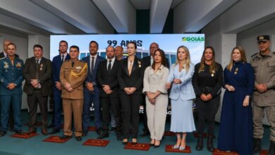 Policiais civis são homenageados com a Medalha do Guardião