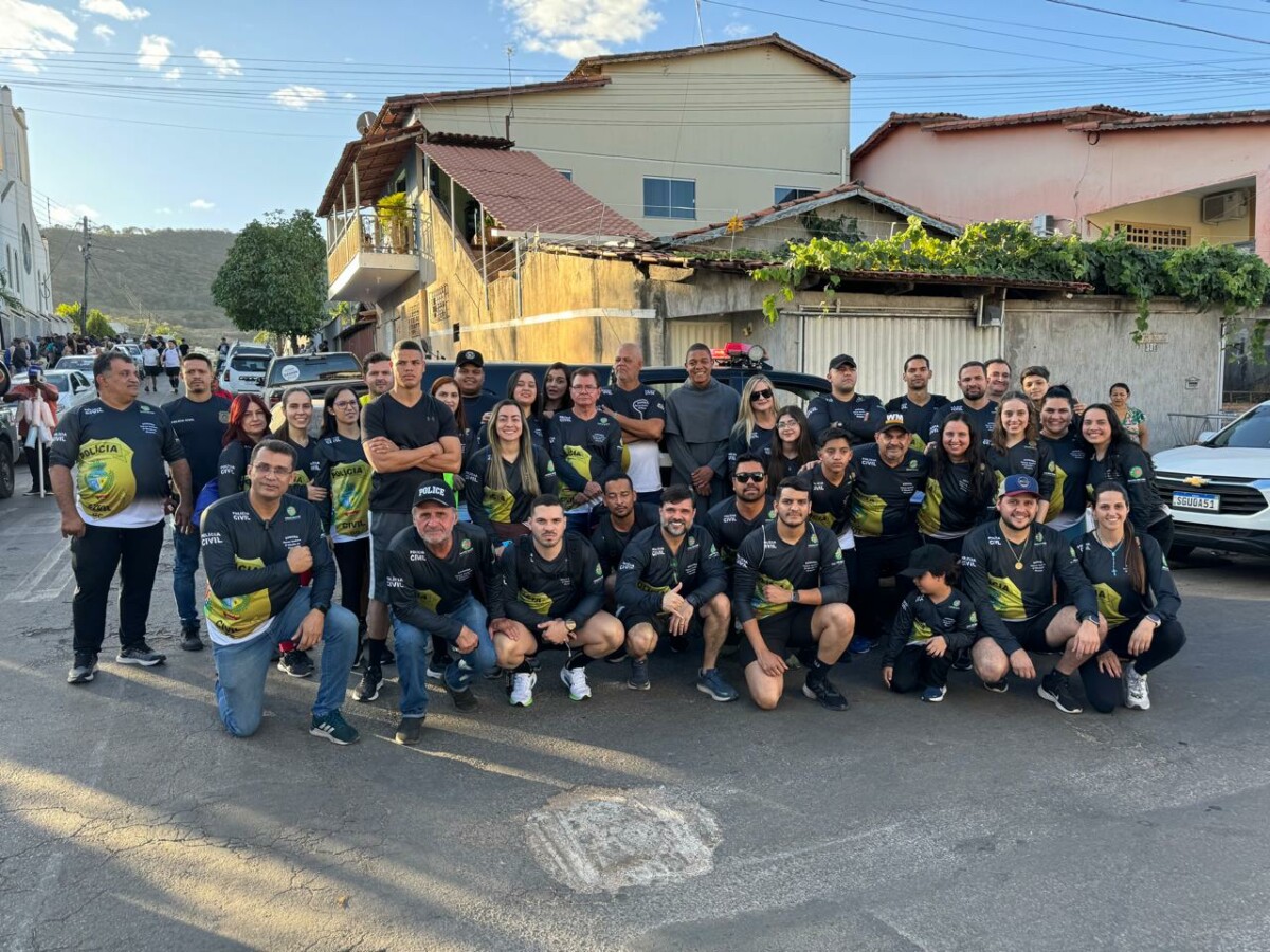 Policiais civis fazem 1ª Caminhada da Romaria do Muquém