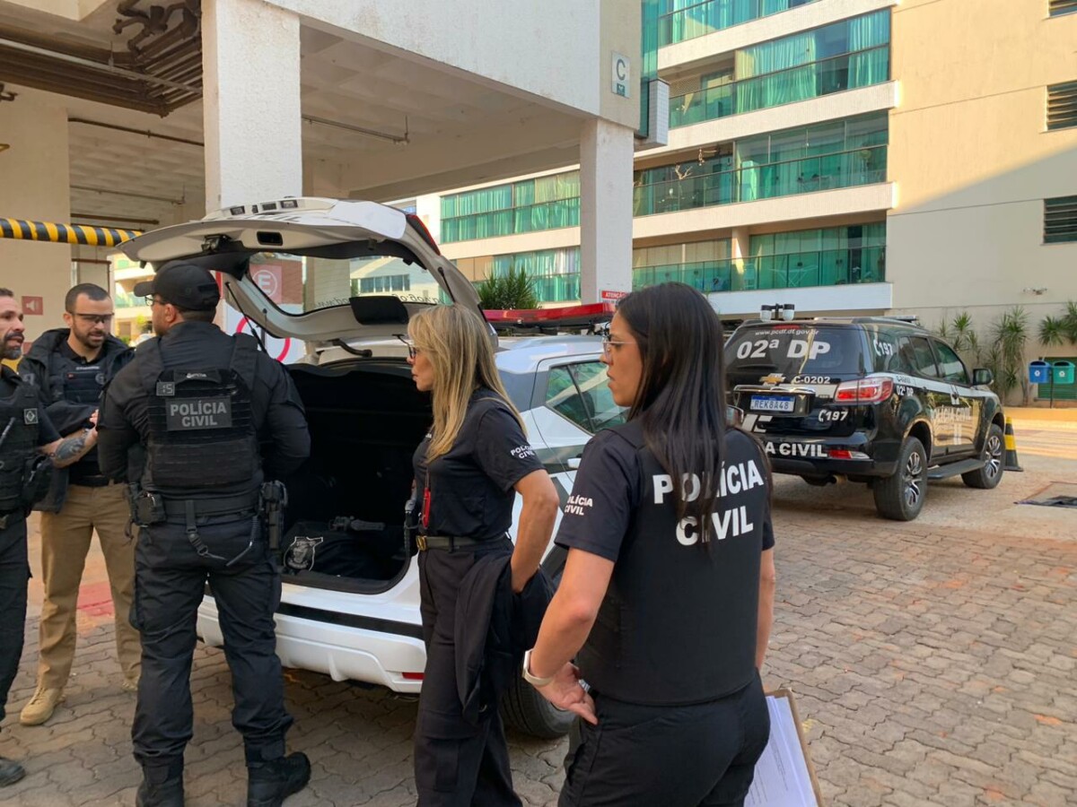 PCGO cumpre buscas, no DF, contra homem que expôs imagens íntimas de vítima em redes sociais e apreende armas e munições