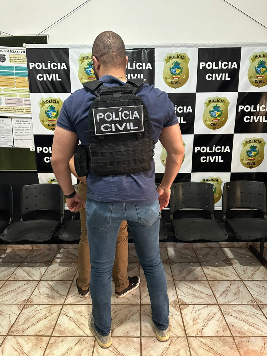 PC prende homem que furtou vítima em loja e usou seus cart