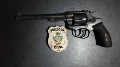 PCGO prende homem por por ilegal de arma de fogo em São Luís de Montes Belos