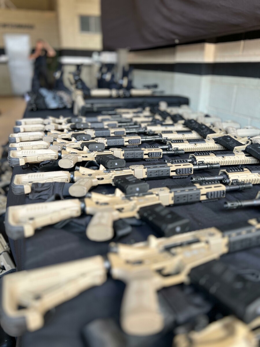 Direção-Geral da PCGO entrega novos equipamentos bélicos para a CORE/GT3