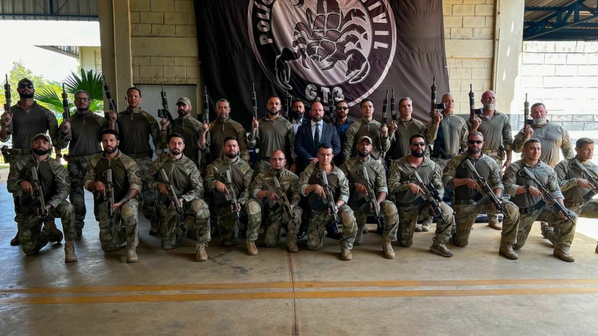 Direção-Geral da PCGO entrega novos equipamentos bélicos para a CORE/GT3