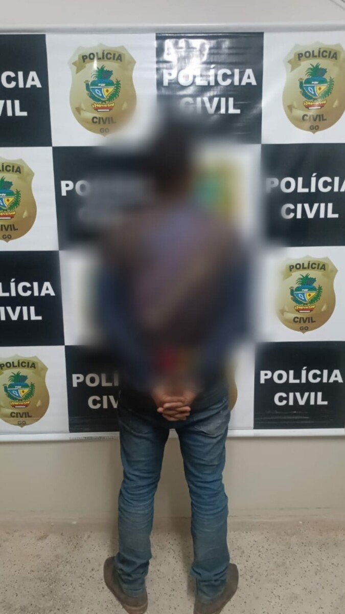 Homem é preso em flagrante