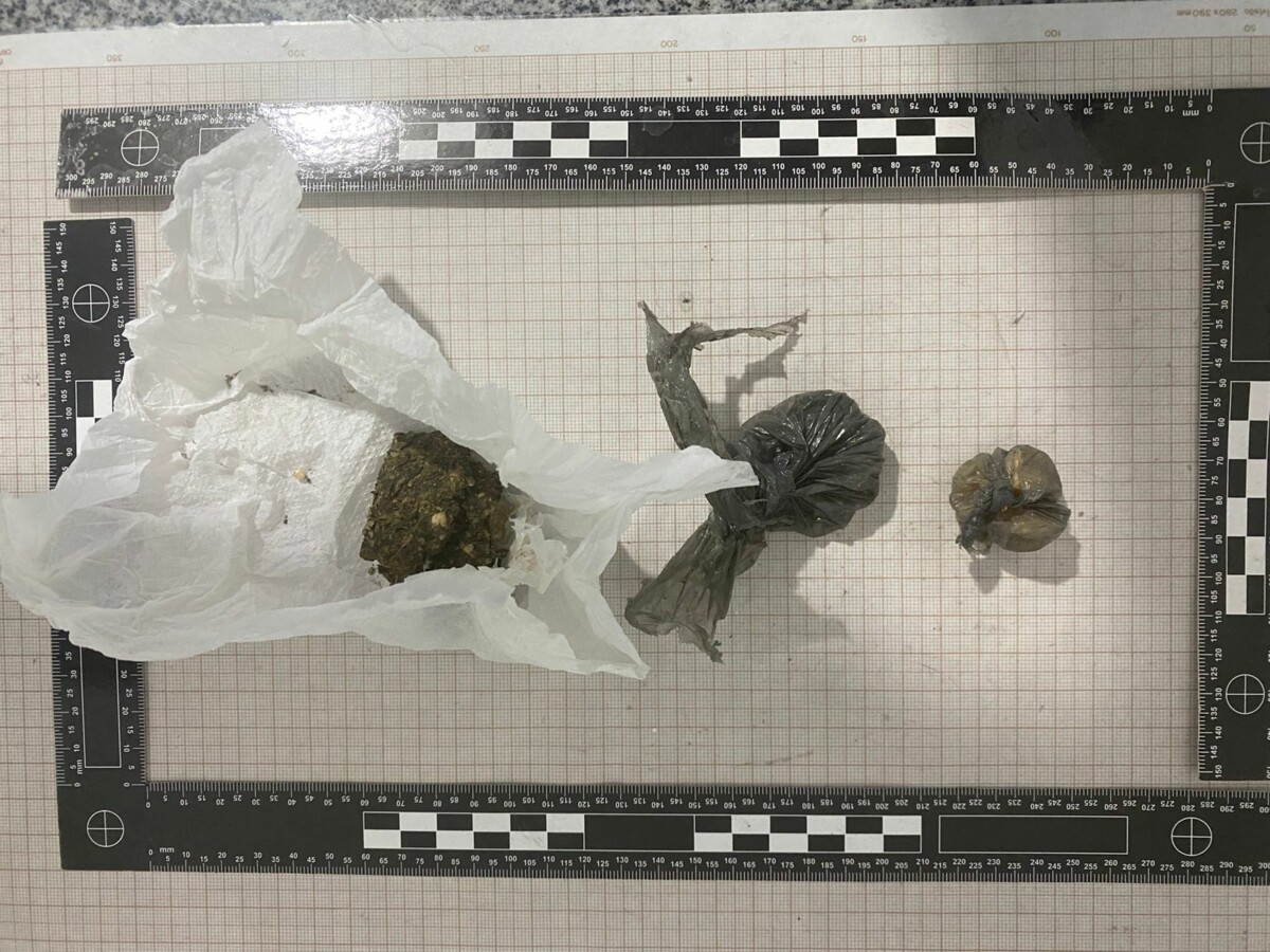 PCGO prende quatro pessoas envolvidas em briga generalizada em Campos Belos; armas, facas e drogas são apreendidas