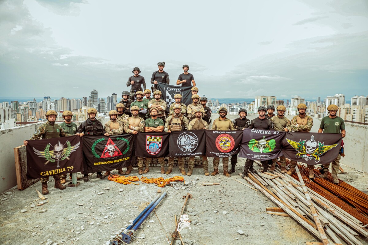 Policiais civis da CORE/GT3 fazem curso de resgate em edificações e abordagem em áreas elevadas