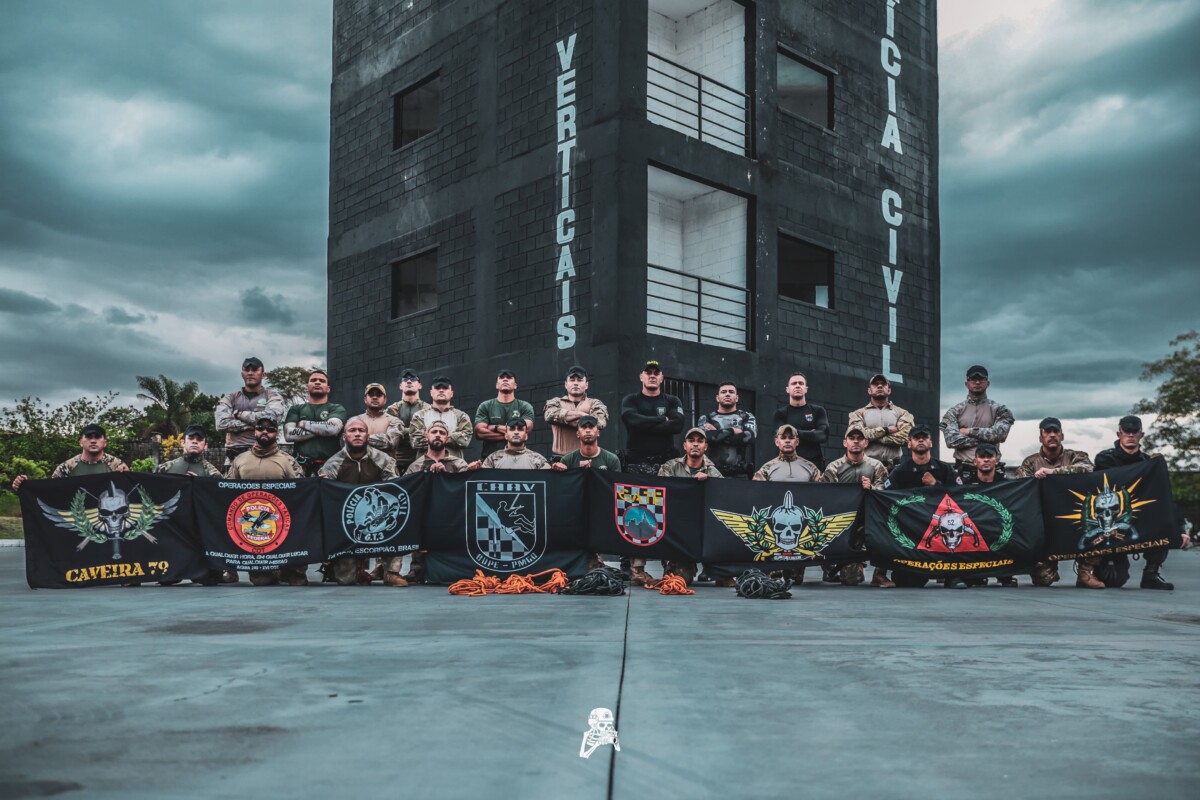 Policiais civis da CORE/GT3 fazem curso de resgate em edificações e abordagem em áreas elevadas