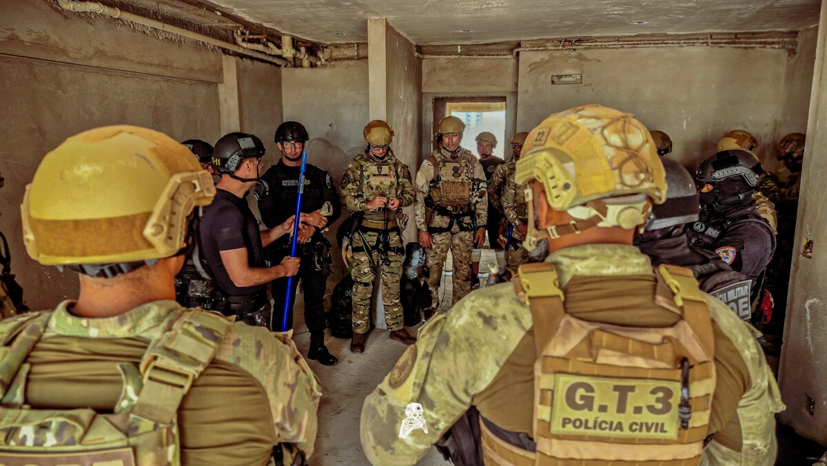 Policiais civis da CORE/GT3 fazem curso de resgate em edificações e abordagem em áreas elevadas