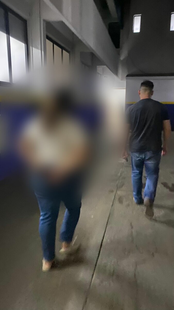 Polícia Civil prende funcionária de empresa por fazer trasnfe