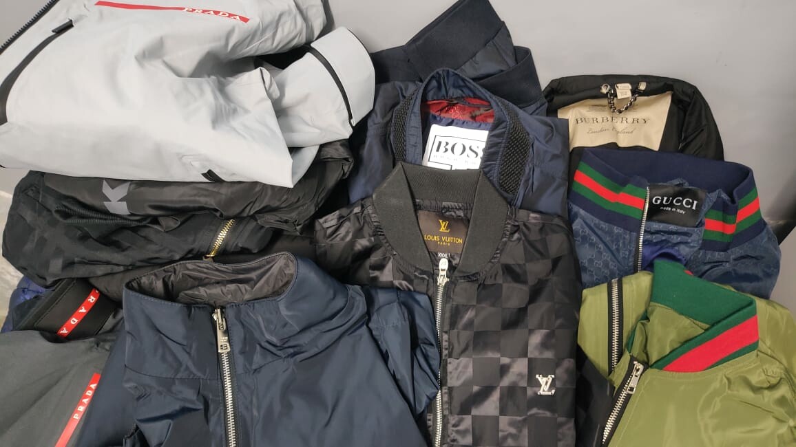 Operação cumpre mandados de busc