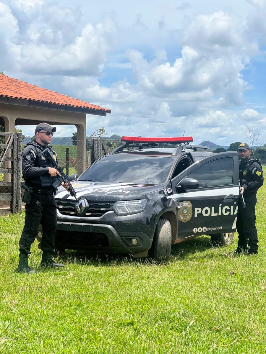 Polícia Civil cumpre busca e apreende quatro armas de fogo com investigado que efetuou disparos para o alto em Caiapônia