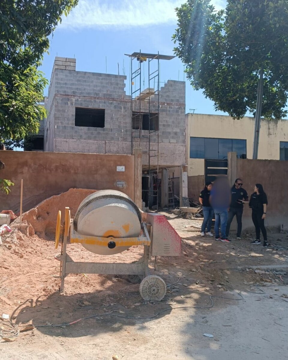 Polícia Civil prende em flagrante responsável por obra em construção com uso de energia furtada, em