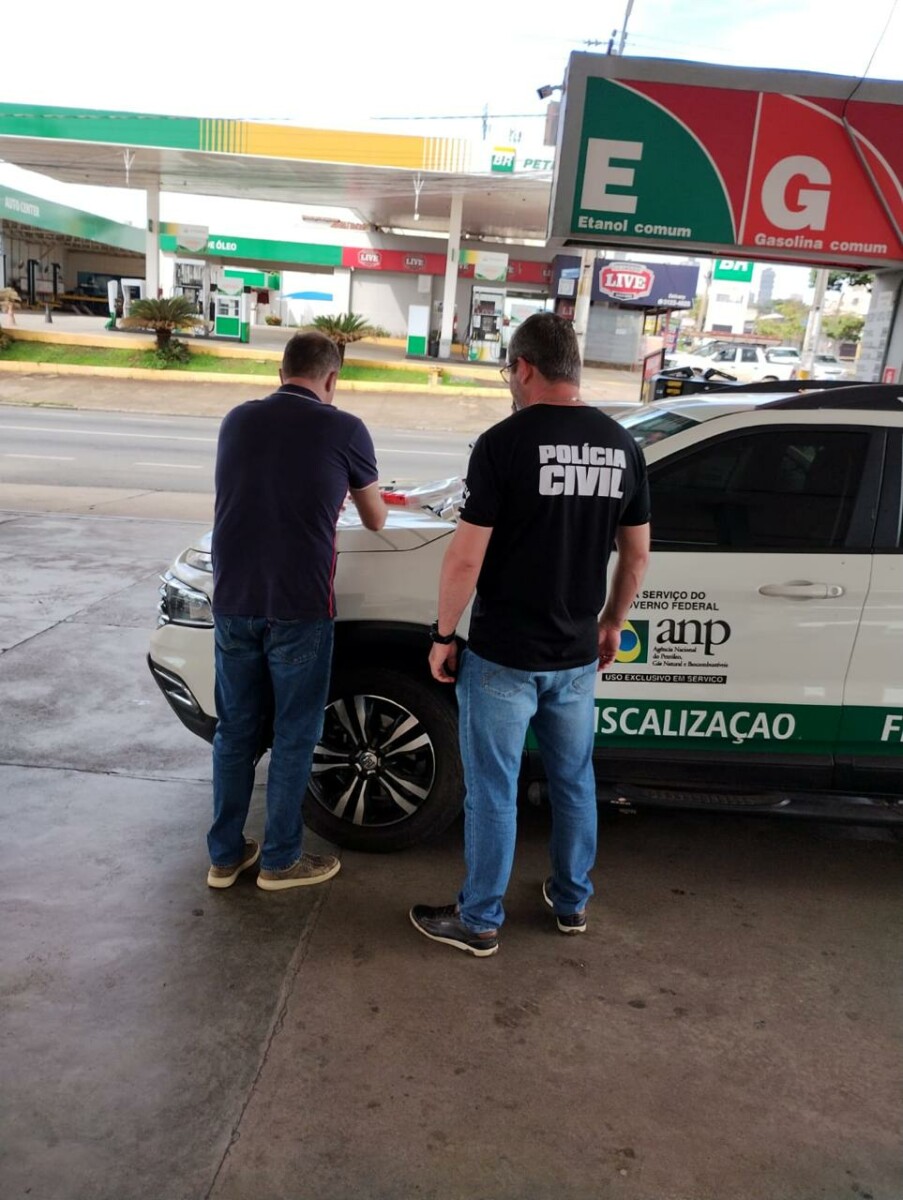 Polícia Civil e ANP fazem fiscalização conjunta em comércios