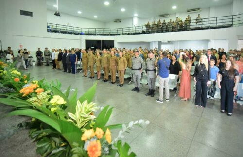 Policial civil conclui Curso de Comunicação Social da Polícia Militar de Goiás e participa de formatura