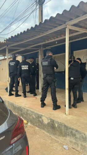 PCGO cumpre mandados de busca em investigação sobre tráfico de drogas em Águas Lindas de Goiás