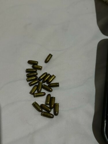 Polícia Civil prende condenado foragido por feminicídio brutal e apreende arsenal com mais de 600 munições e várias armas 