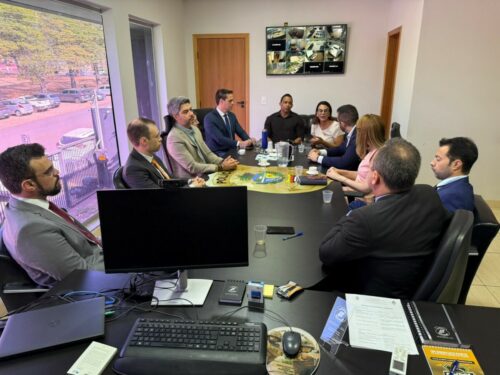 PCGO alinha ações com Judiciário em Jataí para fortalecer proteção às mulheres no Agosto Lilás