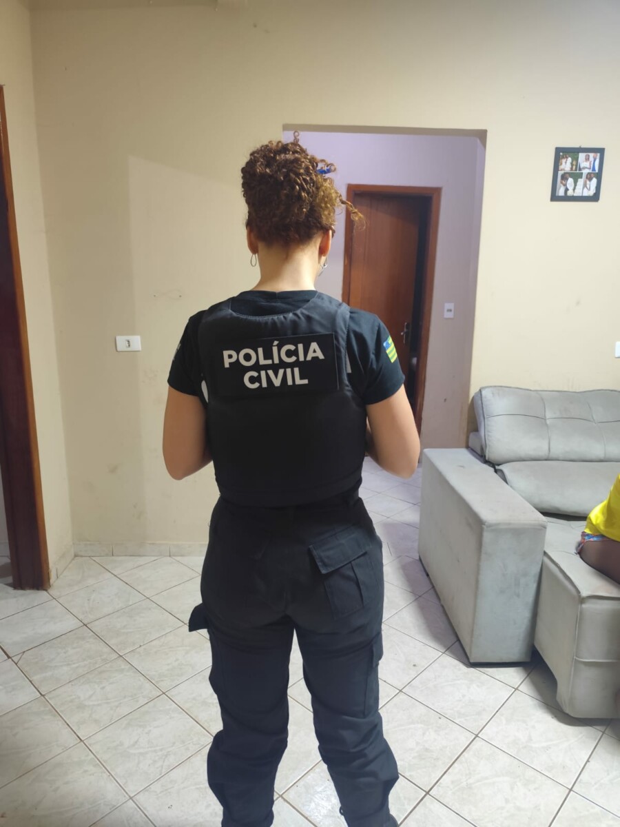 PCGO cumpre mandado de busca e apreende diversos equipamentos eletrônicos e de telecomunicação