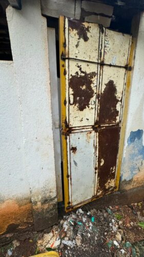 PCGO prende sócio e funcionários de clínica clandestina que mantinha pacientes em cárcere privado