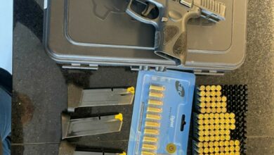 PCGO prende empresário por furto de módulos de caminhão e apreende armas e munições