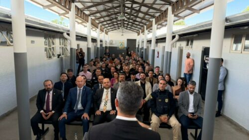 PCGO realiza cerimônia de revitalização da Central Geral de Flagrantes de Goiânia e homenageia policiais civis