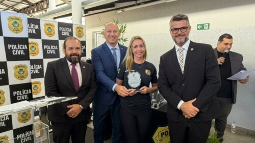 PCGO realiza cerimônia de revitalização da Central Geral de Flagrantes de Goiânia e homenageia policiais civis