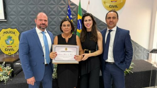 Direção da PCGO realizada cerimônia de homenagem aos policiais civis aposentados entre junho e outubro de 2025