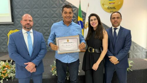 Direção da PCGO realizada cerimônia de homenagem aos policiais civis aposentados entre junho e outubro de 2025