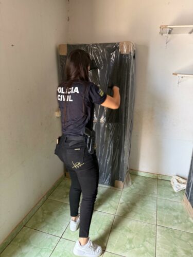 PCGO cumpre mandado de busca e apreensão em estabelecimento investigado por exploração sexual de adolescente