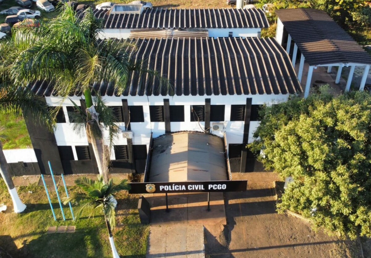 PCGO prende agressor após denúncia anônima de violência doméstica em Águas Lindas