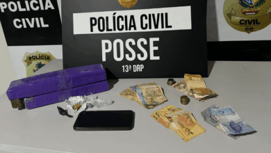Polícia Civil apreende tabletes de maconha e prende três homens por  tráfico de drogas  e associação para o tráfico em Posse 