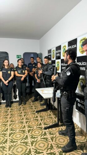 PCGO cumpre prisões e mandados contra grupo especializado em tráfico de drogas em Caldas Novas