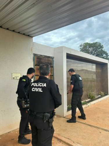PCGO cumpre prisões e mandados contra grupo especializado em tráfico de drogas em Caldas Novas