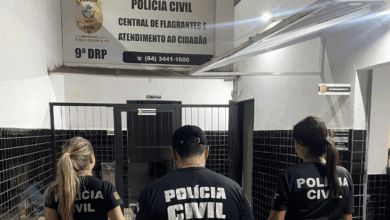 PCGO prende homem por ameaçar e agredir fisicamente a companheira em via pública, na região central de Catalão