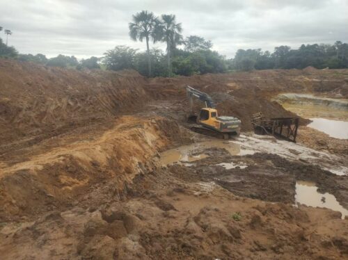 Operação integrada prende quatro pessoas por extração de ouro e outros crimes ambientais em Faina