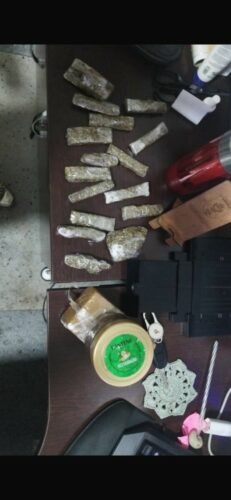 PCGO prende homem em flagrante por violência doméstica, ameaça e tráfico de drogas em Senador Canedo